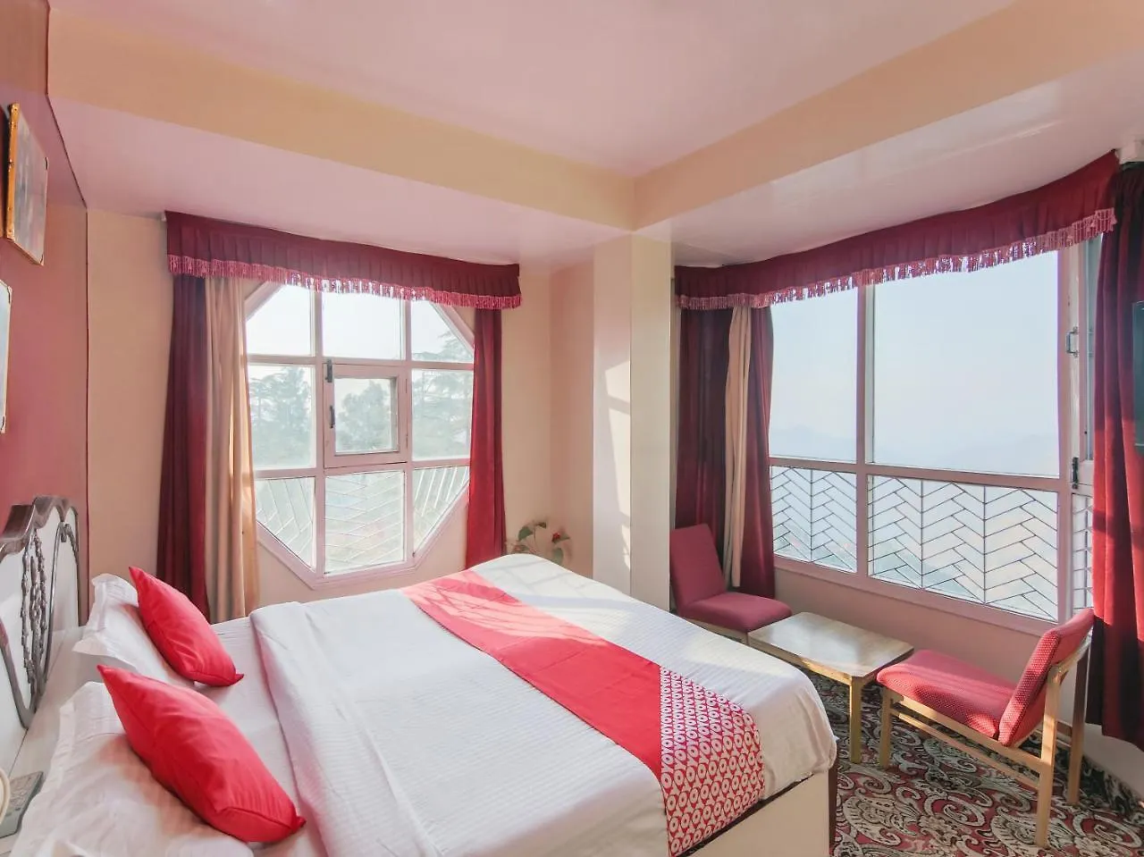 *** Отель Oyo 22748 Barowalia Resorts Шимла Индия